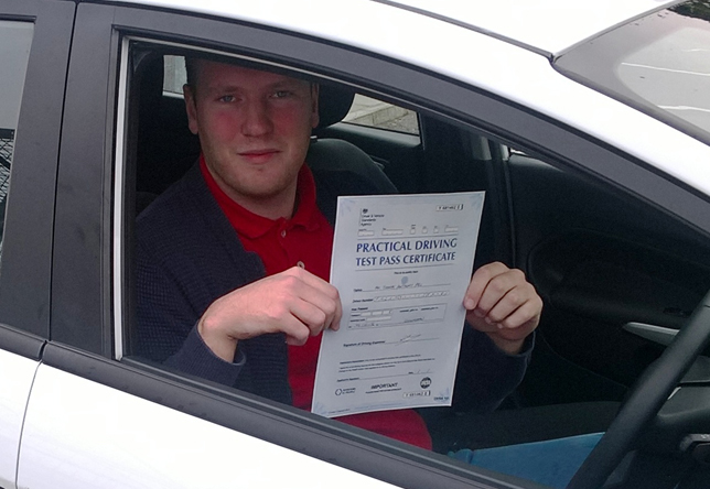 Driving Lesson Test Pass in Gillingham - Thomas Page