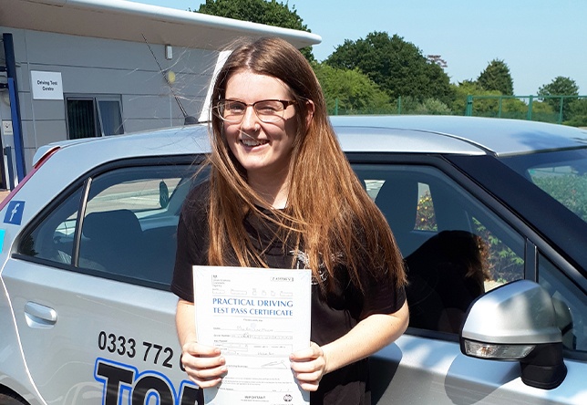 Driving Lesson Test Pass in Herne Bay - Amy Minnet