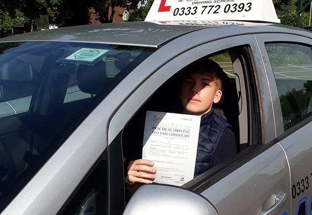 Driving Lesson Test Pass in Maidstone - Reece Cowie